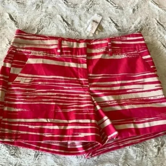 New York & Company Pants - Nwt New York & Company pink shorts size 10